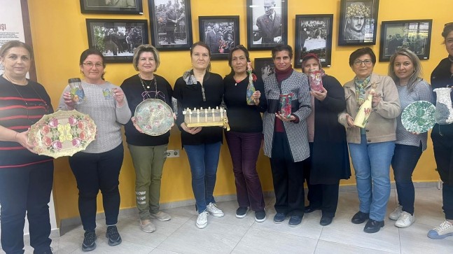 Alzheimer’a Karşı Sanat Terapisi