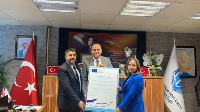 Tarsus Fatih Sultan Mehmet İlkokulu “Avrupa Mavi Okul Sertifikası” Aldı