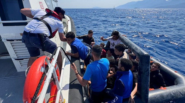 Denizlerde bir yılda 55 bin 467 düzensiz göçmen yakalandı