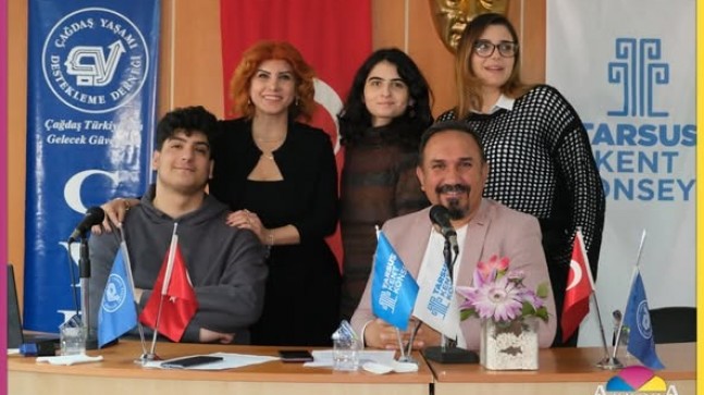 ÇYDD Tarsus Şubesinden “Bağımlılıktan İyi Oluşa” Paneli Gerçekleşti
