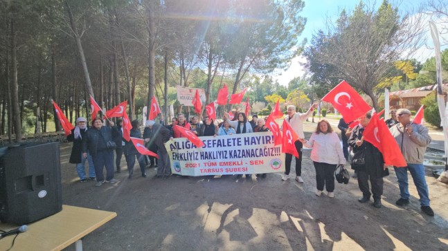 EMEKLİLER GENÇLİK KAMPINDA KEYİFLİ DAKİKALAR YAŞADI