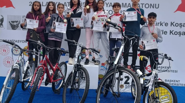 Tarsus Gelecek Spor Kulübü Alanya’da Fırtına Gibi Esti!