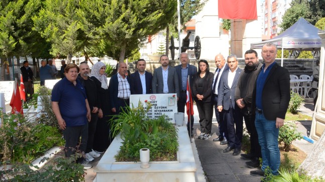 Mersin Büyükşehir Belediyesi Tarsus’ta Şehitler İçin Kur’an ve Dua Programı Düzenlendi