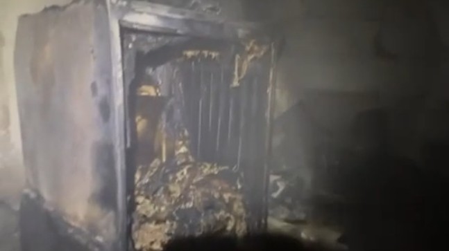 Tarsus Kent Merkezinde Gece Saatlerinde Ev Yangını