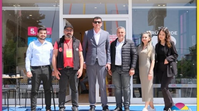 ALMİLA Mobilya Tarsus Mağazası Kapılarını Açtı! Akkoza Medya Grubu’ndan Hayırlı Olsun Ziyareti