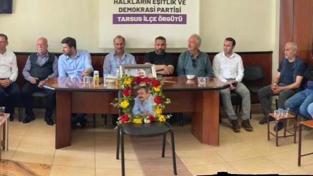 Başkan Ali Boltaç’tan DEM Parti Tarsus İlçe Teşkilatı’na Sırrı Süreyya Önder İçin Taziye Ziyareti