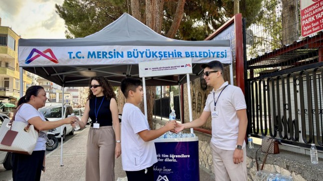 Büyükşehir, LGS’ye Giren Öğrencileri Sınav Günü de Yalnız Bırakmadı