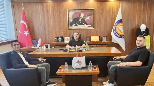 Tarsus Zafer Partisi’nden TSO Başkanı Ruhi Koçak’a Ziyaret