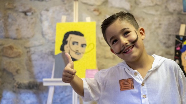 Mersin Büyükşehir Belediyesi Çocuk Gelişim Merkezi Miniklerinin Sanat Sergisi Tarsus’ta Açıldı