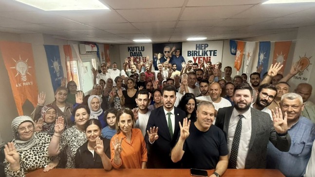 AK Parti Tarsus İlçe Teşkilatı Danışma Meclisi Toplantısı Coşkuyla Gerçekleştirildi