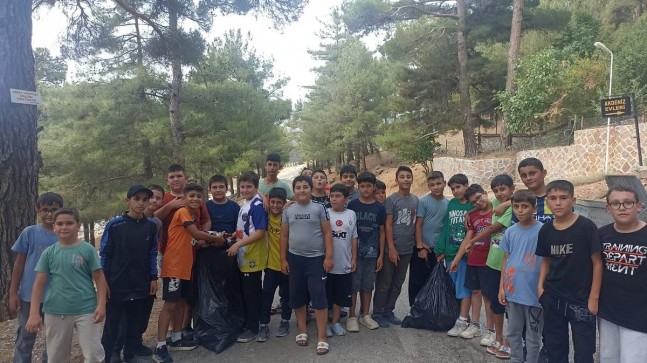 “Gülek Yatılı Kur’an Kursu Öğrencilerinden Örnek Çevre Duyarlılığı”