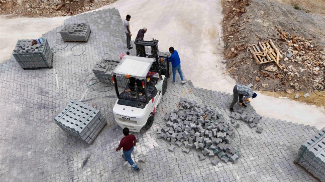 TARSUS BELEDİYESİ’NDEN KUZOLUK’A KONFORLU ULAŞIM HAMLESİ