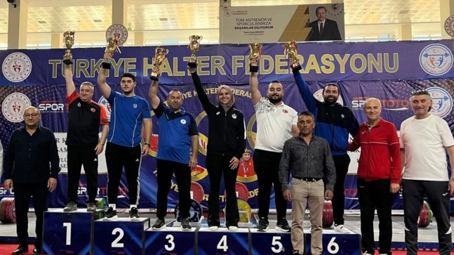 Tarsus Haltercileri Türkiye Şampiyonasında Gururlandırdı