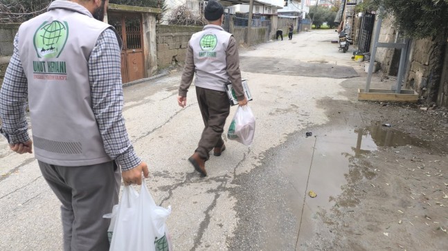 Tarsus Umut Kervanı’ndan Berat Kandili vesilesiyle yardım çalışması