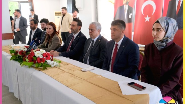 AK Parti Tarsus İlçe Danışma Meclisi Toplantısı Yapıldı