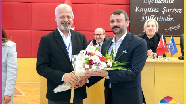 TARSUS’TA 33. TÜRKİYE KENT KONSEYLERİ GENEL KURULU GERÇEKLEŞTİRİLDİ “Musa Ceylan 33. Dönem Başkanı Oldu”