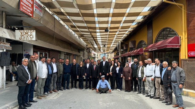 CHP Tarsus İlçe Teşkilatı’ndan Türkiye Muhtarlar Derneği Tarsus Şubesi’ne Ziyaret