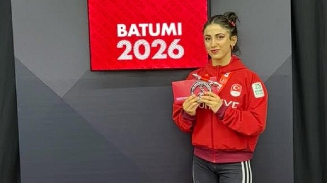 “Tarsus’un Gururu Gamze Altun”