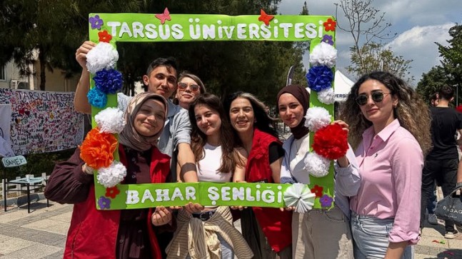 Tarsus Üniversitesi’nde Bahar Şenliği Düzenlendi