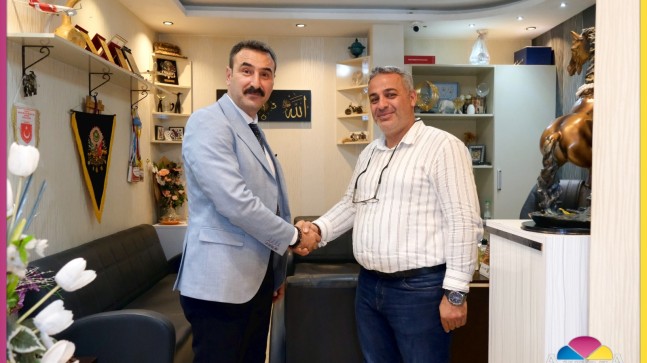 Anahtar Parti Mersin İl Başkanı Gür Aslanyıkar ve İlçe Başkanlarından Akkoza Medya’ya Nezaket Ziyareti