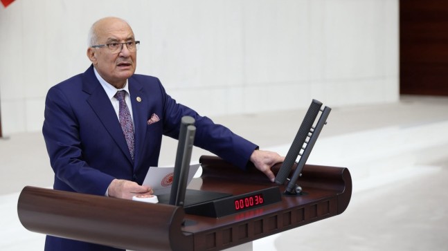 Burhanettin Kocamaz: “Asgari Ücrete Ara Zam Kaçınılmaz Hale Geldi”