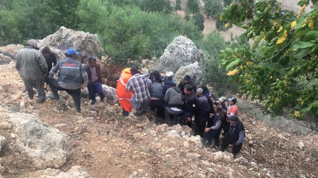 Çamlıyayla’da Kayalık Alanda Bulunan Şahıs Kurtarılamadı