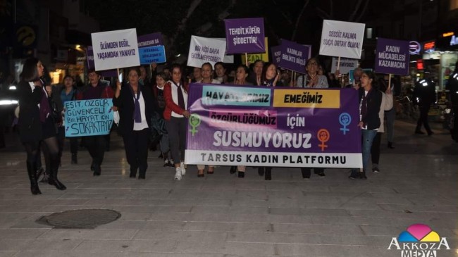 TARSUS KADIN PLATFORMU BASIN AÇIKLAMASI YAPTI