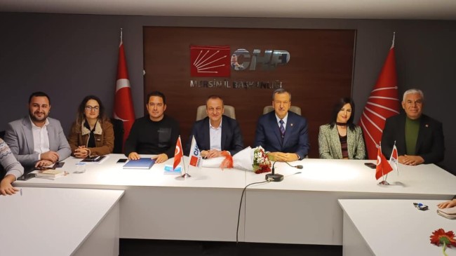 CHP Mersin İl Başkanlığı Görevine Oy Birliği ile Av. Koral Ömür Seçildi