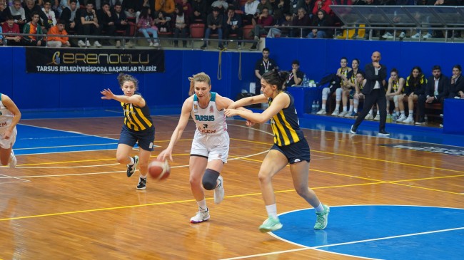 TARSUS BELEDİYESİ KADIN BASKETBOL TAKIMI DESTAN YAZIYOR