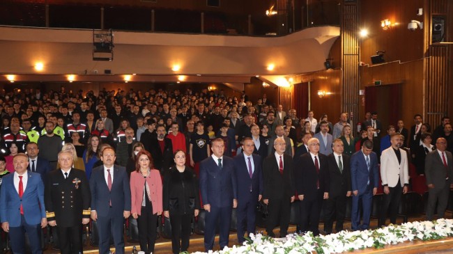 Büyükşehir Başkan Vekili Gülcan Kış “12 Mart İstiklal Marşı’nın Kabulü Ve Mehmet Akif Ersoy’u Anma Günü” Programına Katıldı