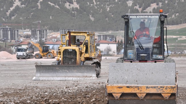 Mersin Büyükşehir’in Koordinesindeki Adıyaman’da Çalışmalar Hızla Sürüyor