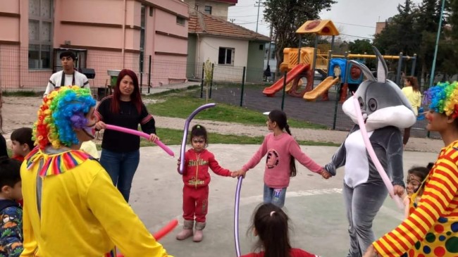 YEŞİL MAHALLE MUHTARI EMRAH KARA;”ÇOCUKLAR İNANIN GÜZEL GÜNLER GÖRECEĞİZ”