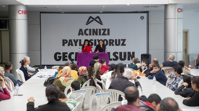 Büyükşehir, 8 Mart Dolayısıyla Depremden Etkilenen Kadınlara Deprem Hukuku Hakkında Bilgilendirmede Bulundu