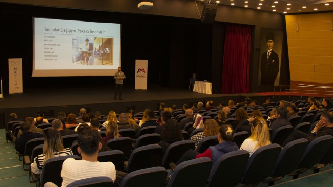 Büyükşehir Personeline Etkili İletişim Ve İletişim Becerileri Eğitimi