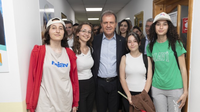 Başkan Seçer, Erdemli’deki Öğrencilerle De Bir Araya Geldi