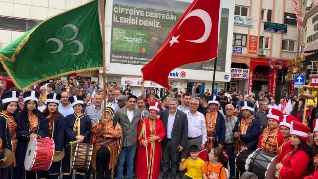 MİLLİYETÇİ HAREKET PARTİSİ TARSUS’TA “ZAFER YÜRÜYÜŞÜ” GERÇEKLEŞTİRDİ