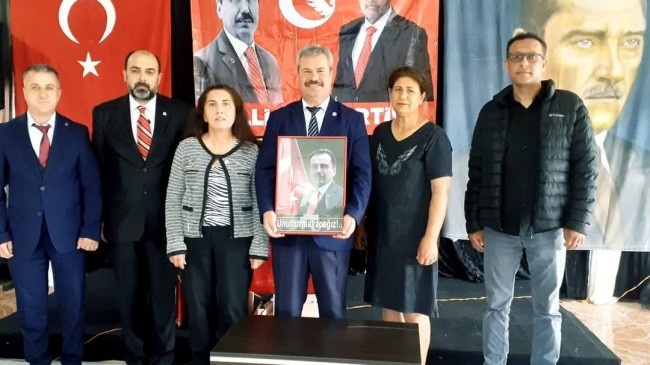 Milli  Yol Partisi Basın Açıklaması Yaptı