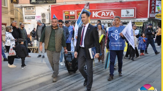 HÜRRİYETÇİ EĞİTİM SEN MEMUR VE EMEKLİLER İÇİN, YOKSULLUK SINIRI ALTINDA BİR MAAŞI KABUL ETMİYOR!