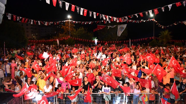 Zafer Haftası Etkinlikleri Kortej ve Konserlerle Başladı