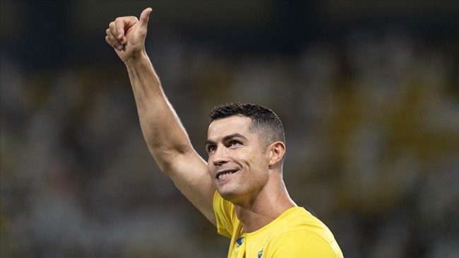 Ronaldo “Hat-Trick” Yaptı, Al Nassr Farklı Kazandı