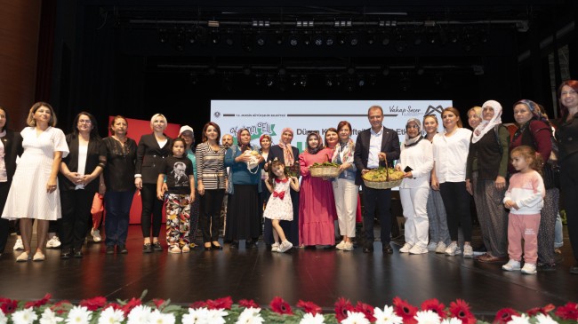 Başkan Seçer, Mersin’in Üretici Kadınları İle Bir Araya Geldi