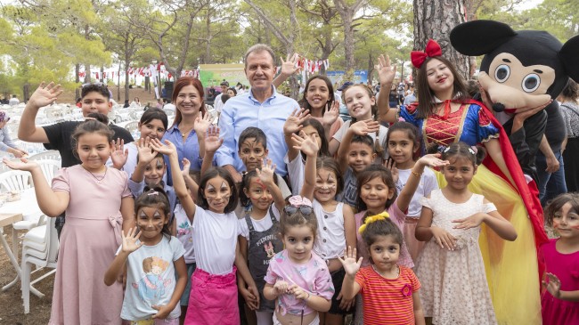 Başkan Seçer ve Meral Seçer, Piknik Programında Personel ve Aileleri İle Buluştu