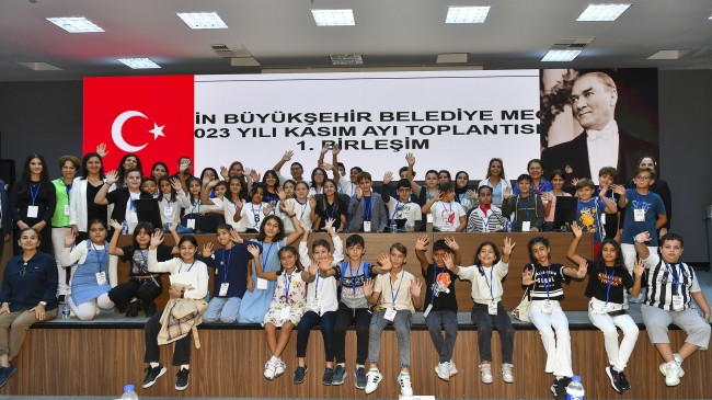 Büyükşehir’in Çocuk Meclisi İlk Başkanını Seçti