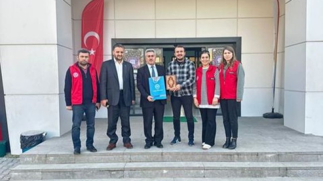 Müftü Murat Akçay, Tarsus Gençlik Merkezini Ziyaret Etti