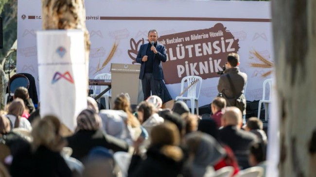 Başkan Seçer ve Eşi Meral Seçer, ‘Glütensiz Piknik Etkinliği’ne Katıldı