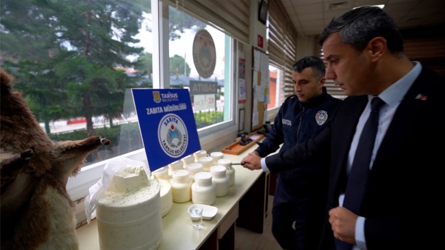 TARSUS BELEDİYESİ ZABITA İŞLERİ MÜDÜRLÜĞÜ, HALK SAĞLIĞINI TEHDİT EDEN GIDALARA KARŞI DENETİMLERİNİ SÜRDÜRÜYOR