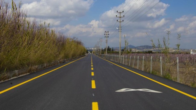 Büyükşehir’in Yol Yapım Ekipleri Yol Kalitesini Yükseltmeye Devam Ediyor