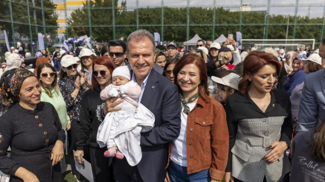 Başkan Seçer ’Evimiz Atölye ve Üretici Kadın Stantları Kadın Buluşması’na Katıldı