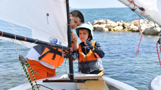 Büyükşehir, Deniz Sporlarında da Öne Çıkan Bir Kent Olma Yolunda İlerliyor