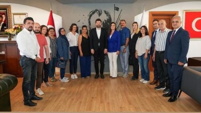 Tarsus’ta Doğup Büyüyenler Derneği Başkan Ali Boltaç’ı Ziyaret Etti